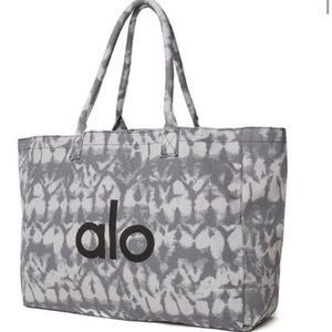 Alo Tie Dye Shopper Tote